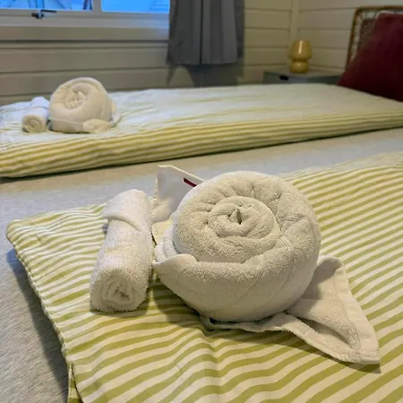 Centrally Located With 2 Bedrooms And Free Parking Tromsø